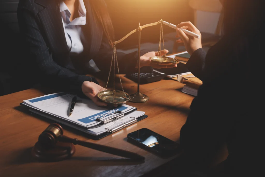 lawyer in Melbourne consulting client PPC advertising for law firms