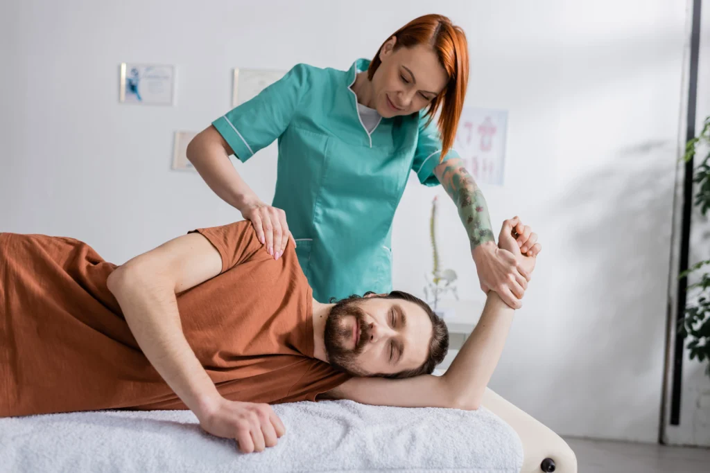 chiropractor in Sydney treating patient PPC advertising for chiropractic clinics